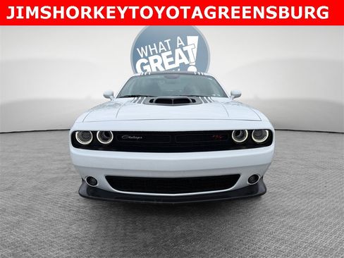 Used 2022 Dodge Challenger R/T Scat Pack w/ Shaker Package image 9
