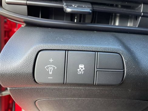 New 2025 Hyundai Elantra Sport image 25