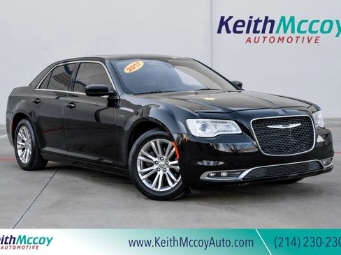 Used 2017 Chrysler 300 Limited w/ Value Package image 1
