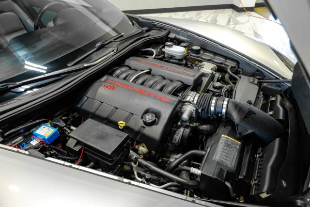 Used 2005 Chevrolet Corvette Coupe w/ Preferred Equipment Group RWD image 44