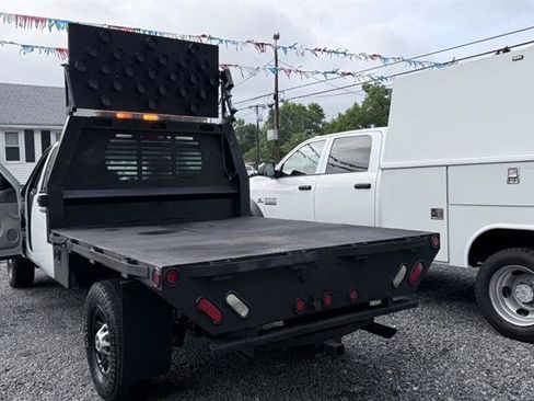 Used 2014 Chevrolet Silverado 3500 W/T RWD image 2