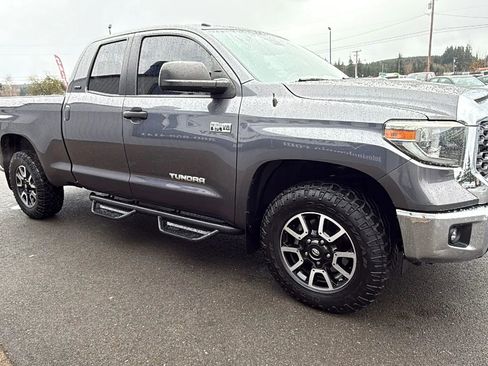 Used 2018 Toyota Tundra SR5 w/ TRD Off Road Package image 4