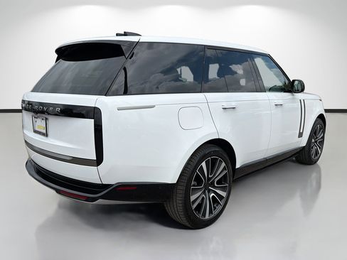 New 2026 Land Rover Range Rover SE image 5