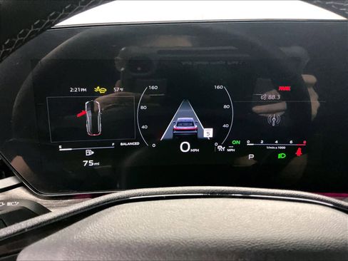 Certified 2025 Audi Q5 Prestige image 23