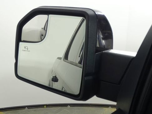 Used 2018 Ford F150 Lariat image 35