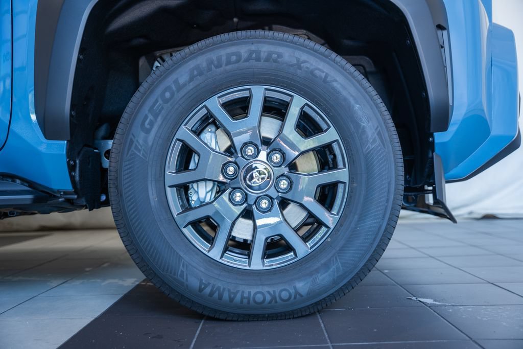 New 2026 Toyota 4Runner SR5 AWD/4WD image 15