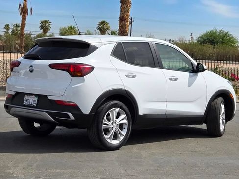Used 2021 Buick Encore GX Preferred w/ Cold Weather Comfort Package FWD image 4