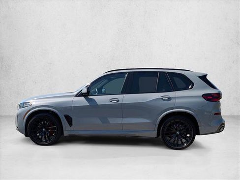 Certified 2024 BMW X5 xDrive40i w/ M Sport Package AWD/4WD image 9