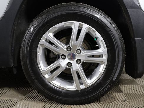 Used 2020 GMC Terrain SLE image 15