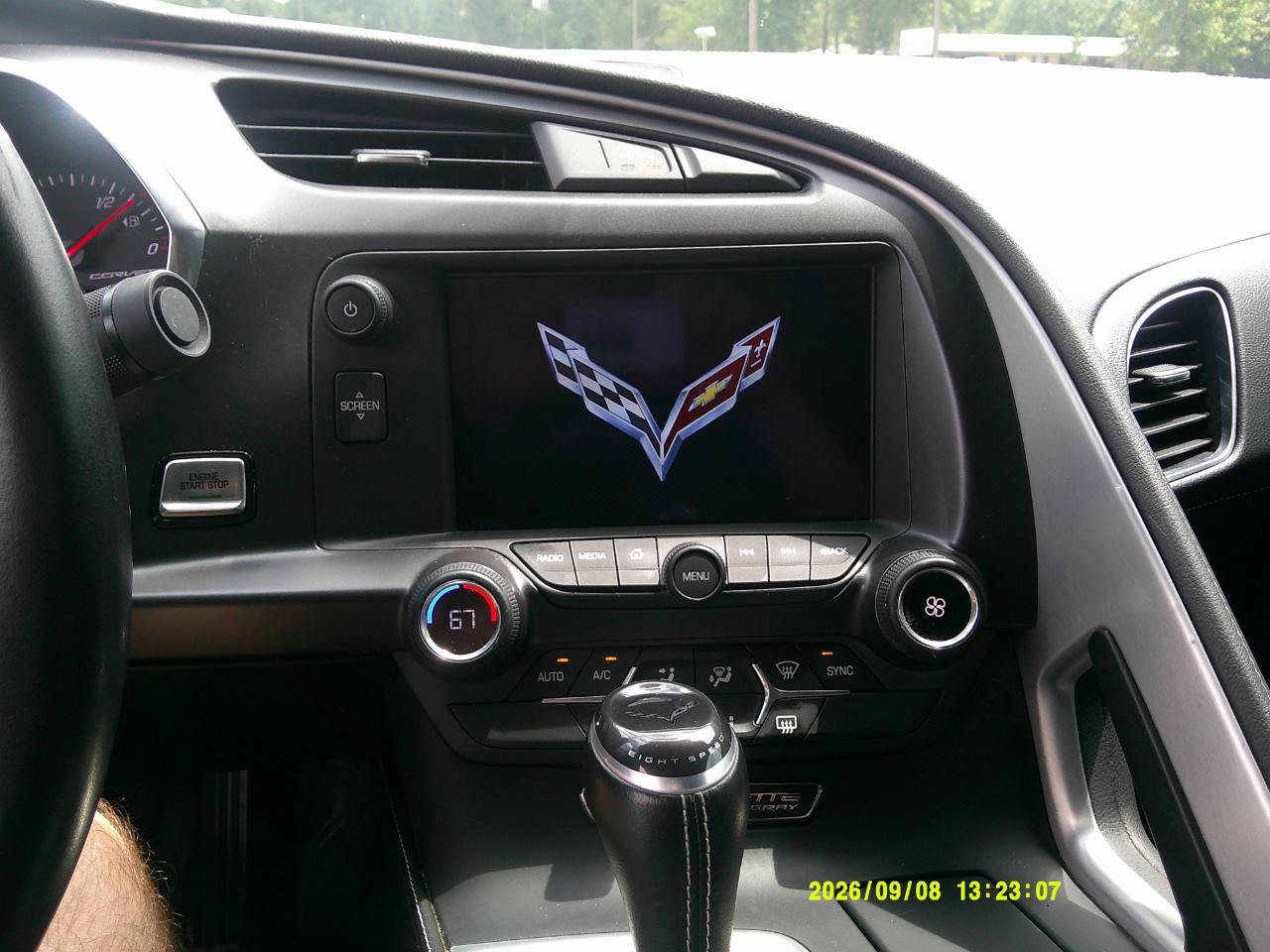 Used 2019 Chevrolet Corvette Stingray Coupe w/ Z51 1LT RWD image 12