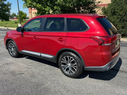Used 2016 Mitsubishi Outlander ES FWD image 3