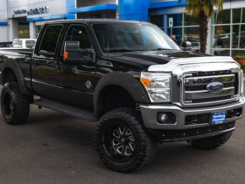 Used 2014 Ford F350 Lariat AWD/4WD image 2