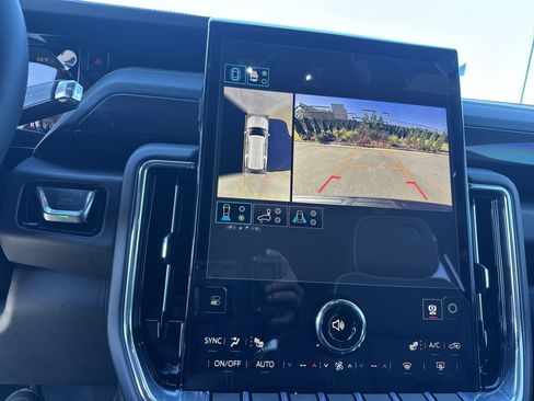 New 2026 GMC Yukon Elevation image 24