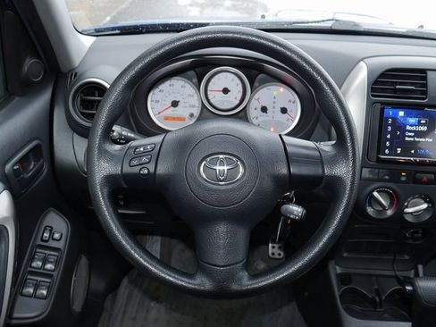 Used 2005 Toyota RAV4 4WD image 13