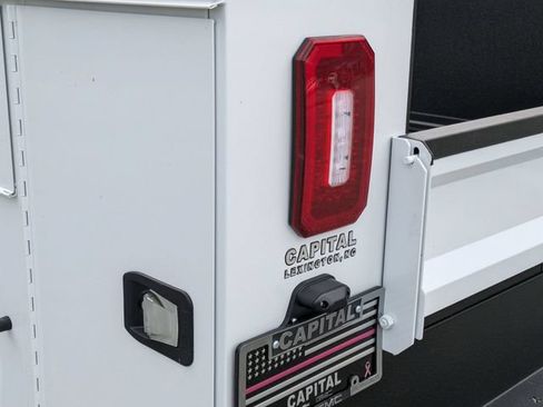 New 2024 GMC Sierra 2500 Pro w/ Convenience Package RWD image 12