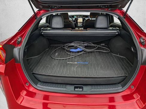 Used 2018 Toyota Prius Prime Advanced image 6