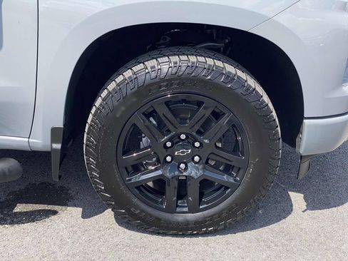Used 2025 Chevrolet Silverado 1500 RST AWD/4WD image 50