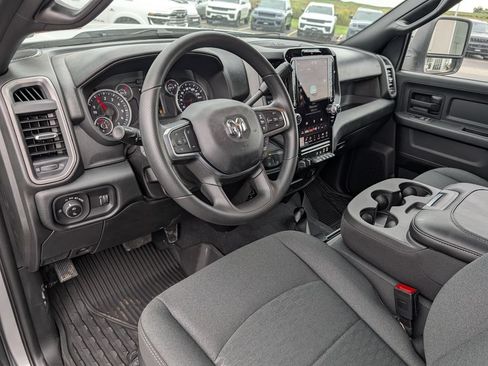 New 2026 RAM 2500 Tradesman AWD/4WD image 5