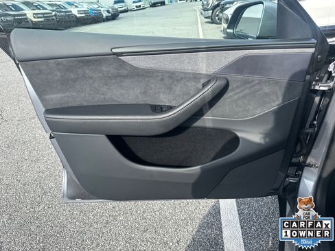 Used 2026 Tesla Model Y 2WD image 10