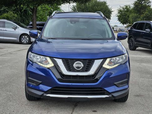 Used 2019 Nissan Rogue SV AWD/4WD image 2