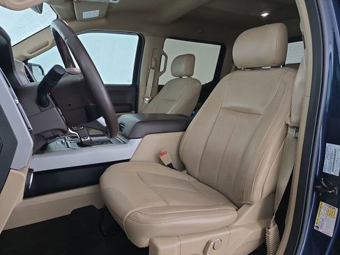 Used 2018 Ford F150 Lariat RWD image 24