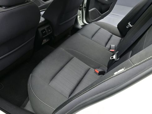 Used 2019 Nissan Altima 2.5 SV image 19