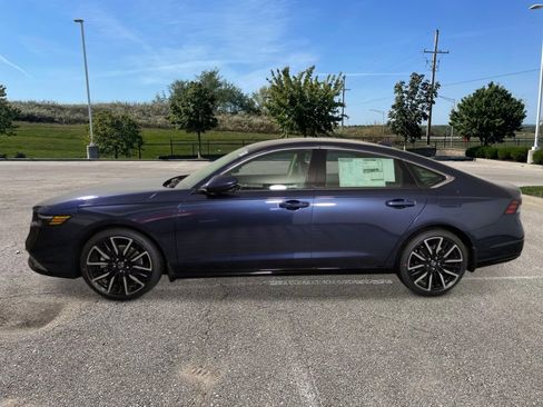 New 2026 Honda Accord Touring image 2