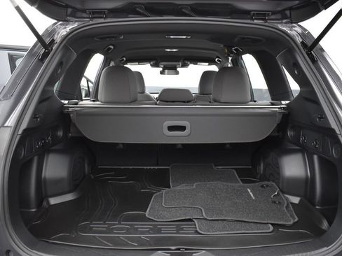 Used 2025 Subaru Forester AWD/4WD image 24