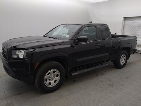 Used 2022 Nissan Frontier S w/ Technology Package RWD image 2