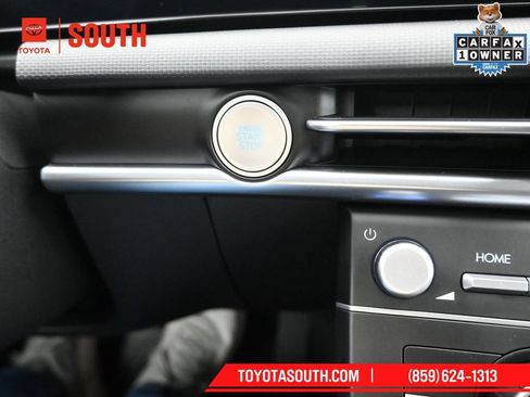 Used 2025 Hyundai Tucson SE AWD/4WD image 17