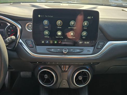 Used 2024 Chevrolet Blazer LT w/ Convenience Package FWD image 18