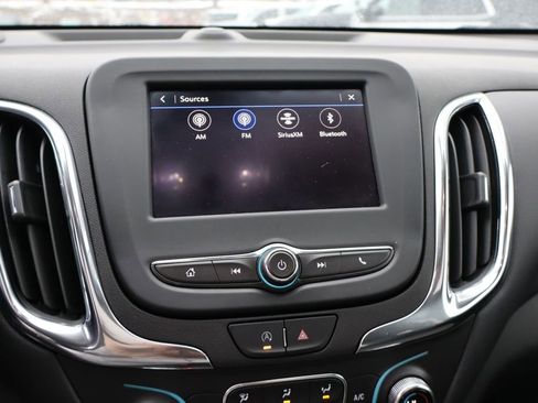 Used 2024 Chevrolet Equinox LT image 19