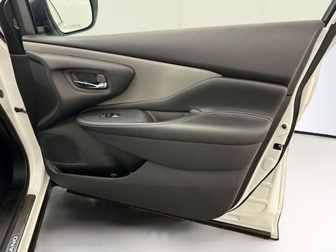 Used 2023 Nissan Murano SV w/ SV Midnight Edition Package AWD/4WD image 32
