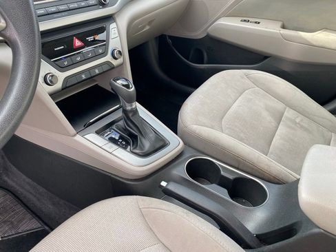 Used 2018 Hyundai Elantra SEL image 13