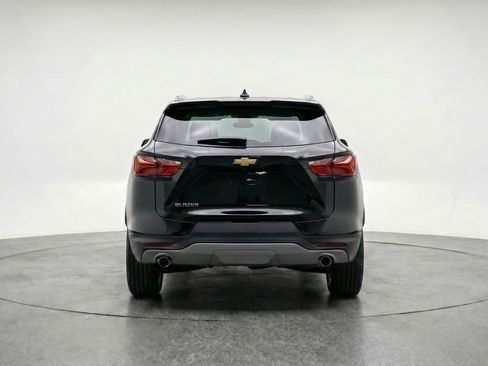 Used 2025 Chevrolet Blazer LT FWD image 7
