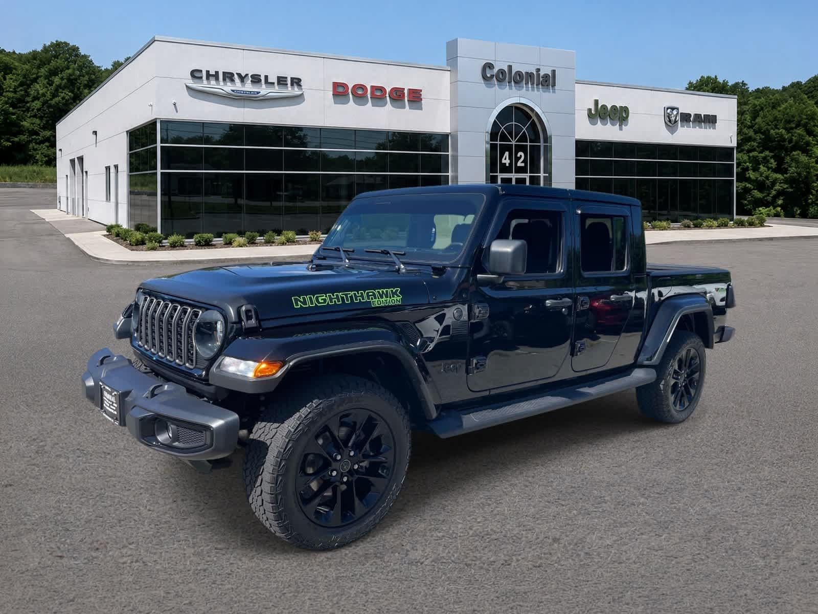 Used 2025 Jeep Gladiator Sport AWD/4WD image 1