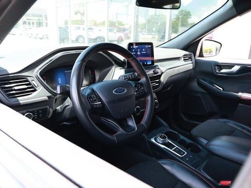 Used 2024 Ford Escape ST-Line AWD/4WD image 25