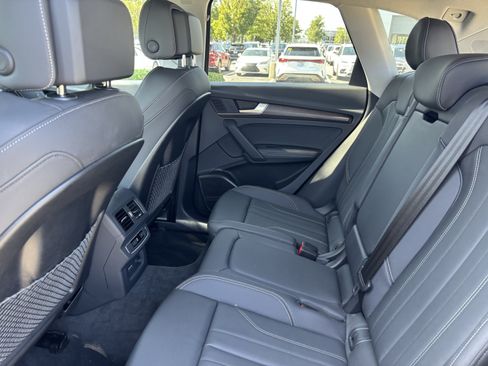 Used 2024 Audi Q5 2.0T Premium Plus w/ Premium Plus Package AWD/4WD image 19