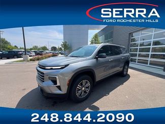 Used 2025 Chevrolet Traverse LT FWD video 1