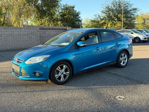 Used 2014 Ford Focus SE image 1