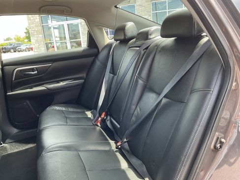 Used 2016 Nissan Altima 2.5 SL FWD image 28