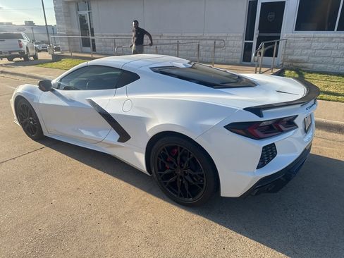 Used 2025 Chevrolet Corvette Stingray Preferred Cpe w/ Stealth Interior Trim Package image 6