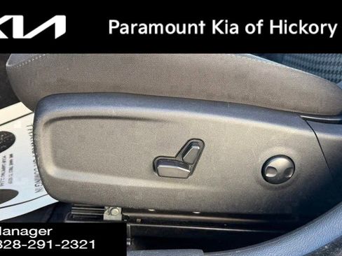 Used 2023 Dodge Charger SXT image 4