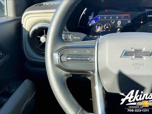 Used 2024 Chevrolet Colorado ZR2 w/ ZR2 Bison Edition image 9