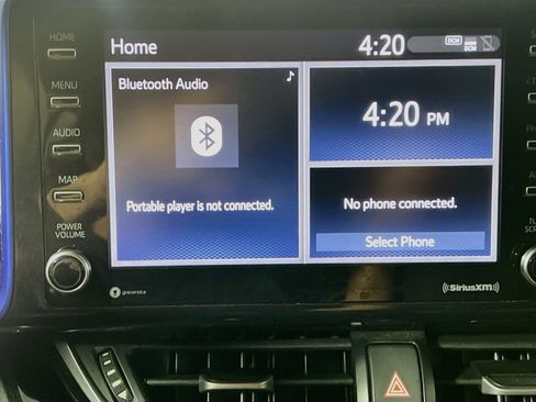 Used 2020 Toyota C-HR XLE FWD image 27