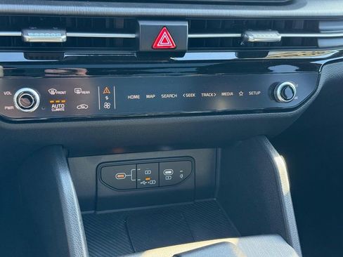 New 2026 Kia Sportage X-Line w/ X-Line Premium Package AWD/4WD image 15