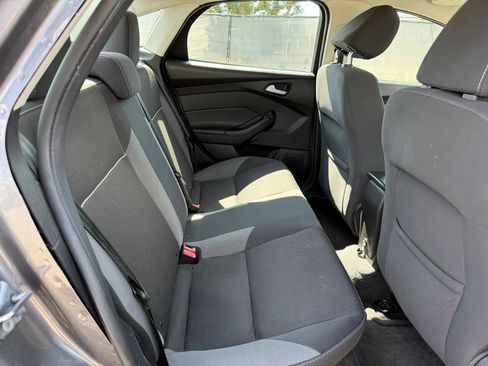 Used 2013 Ford Focus SE FWD image 20