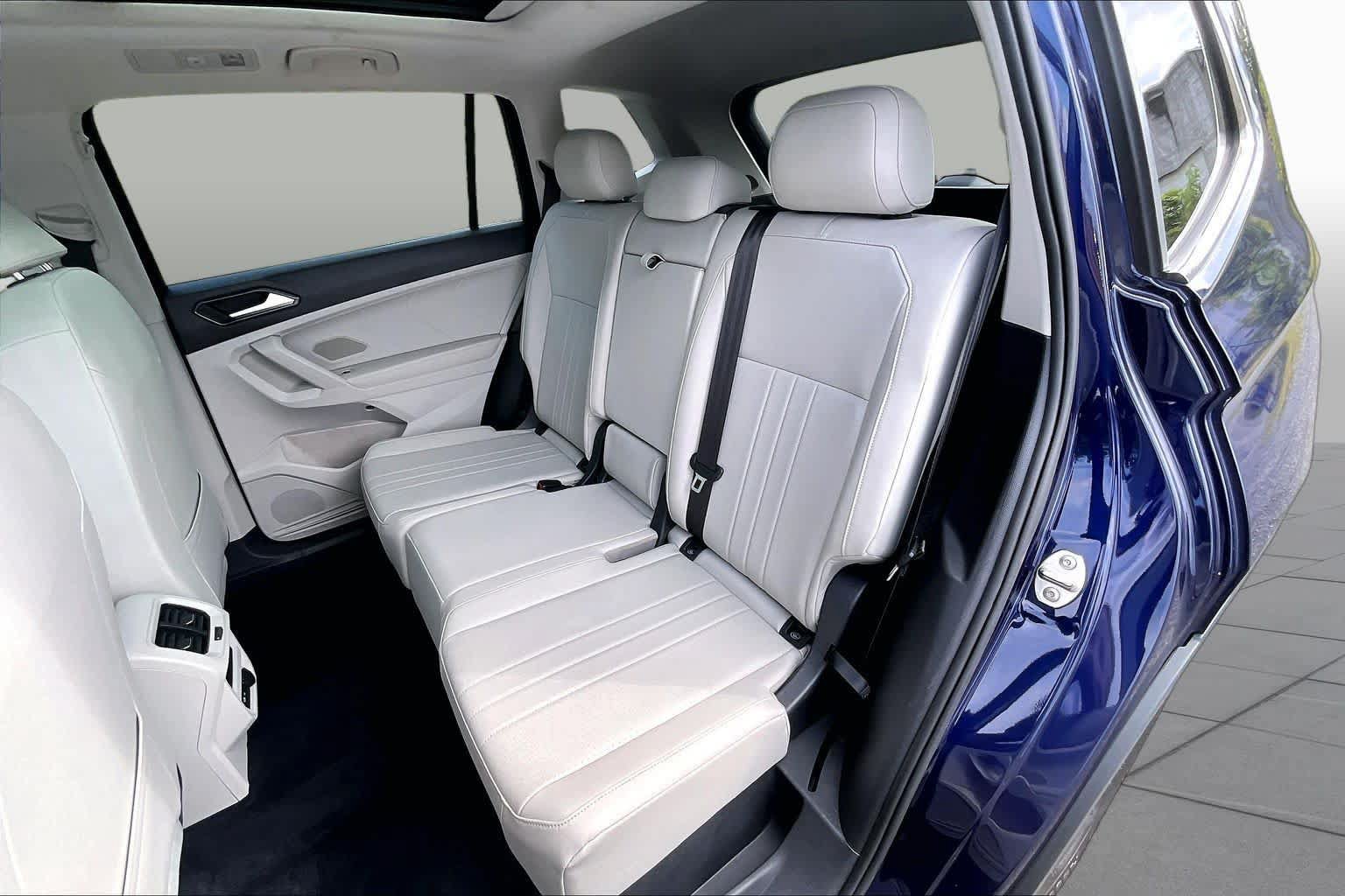 Used 2022 Volkswagen Tiguan SE AWD/4WD image 20