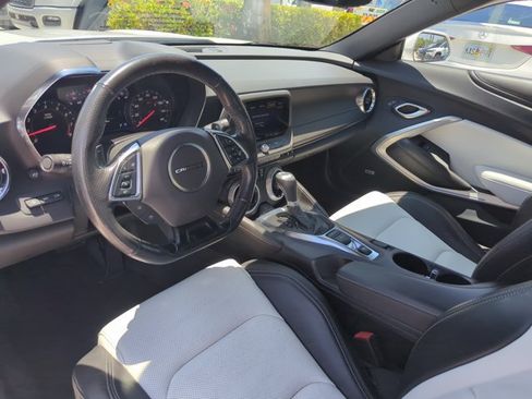 Used 2024 Chevrolet Camaro LT RWD image 8