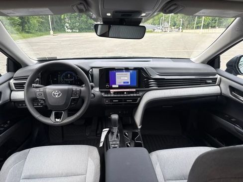Used 2026 Toyota Camry LE w/ Convenience Package FWD image 17
